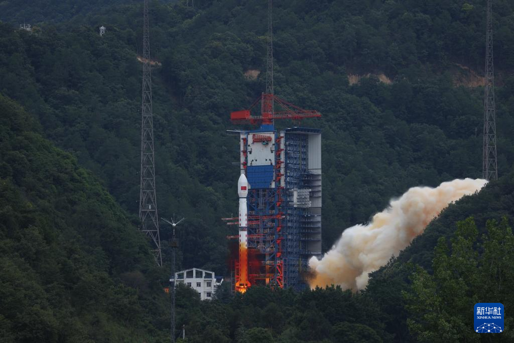 我國成功發射試驗二十八號B星01星